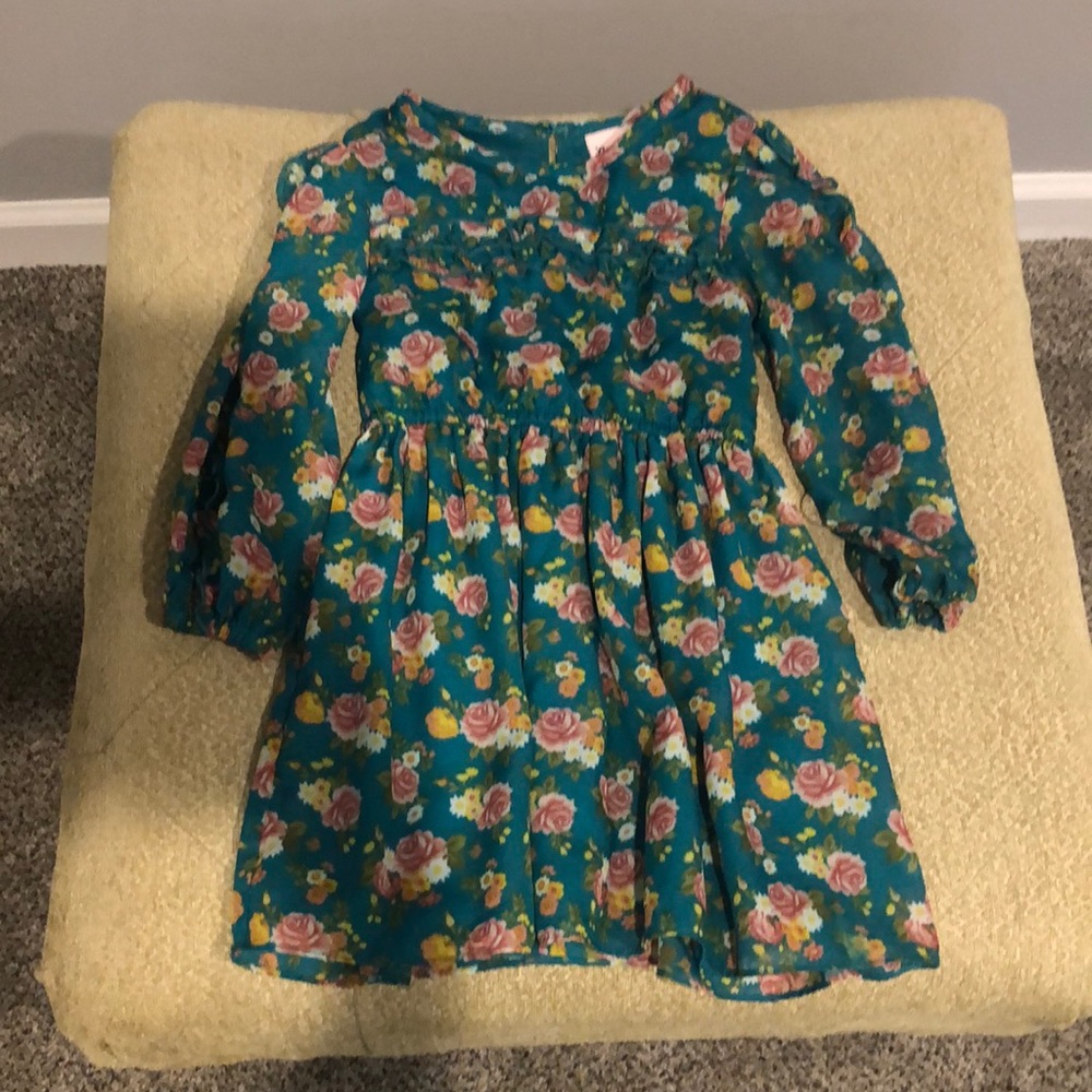 Girls size 5 dress